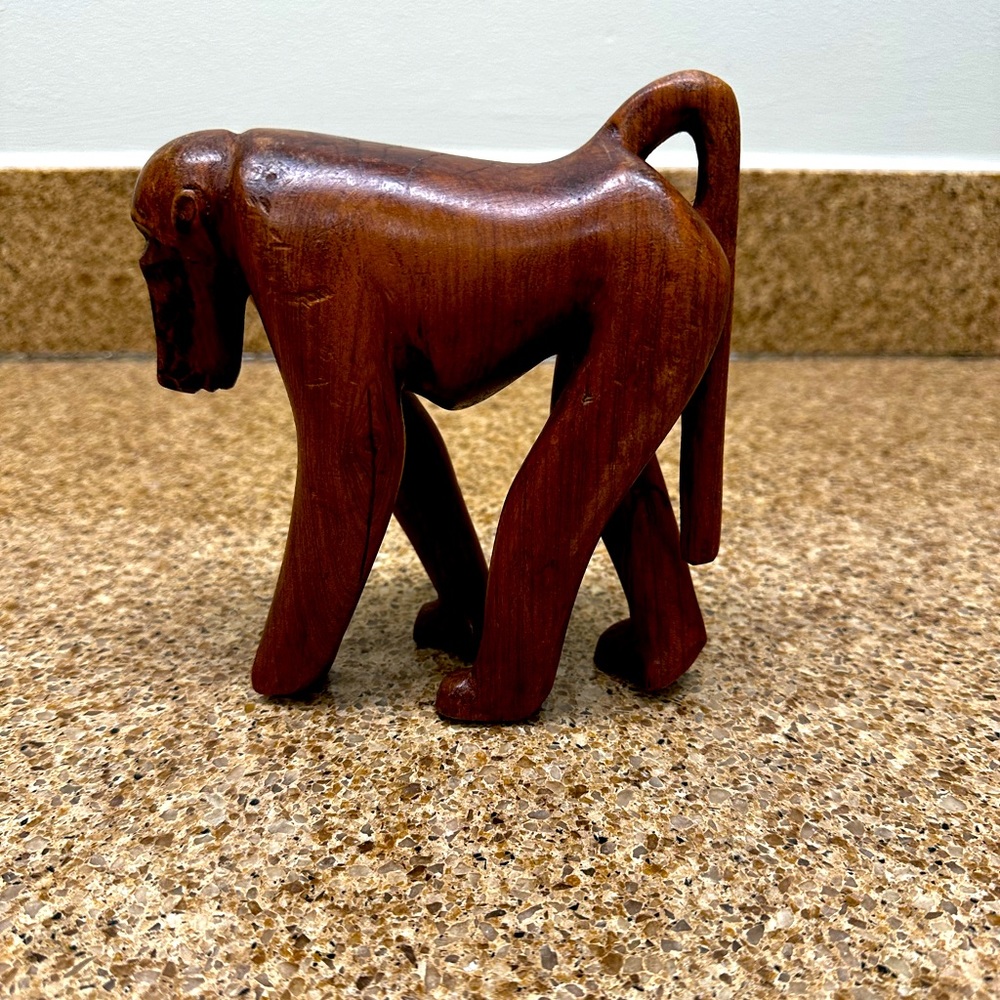 VINTAGE MCM TEAK MONKEY DECORATION!